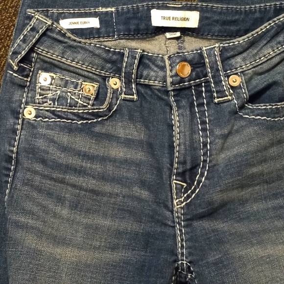 Jennie Curvy 🧾 - Picture 14 of 15